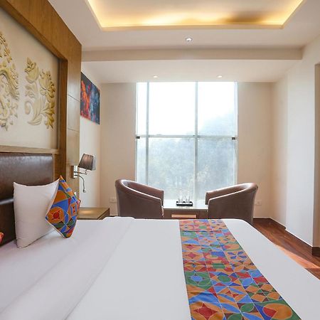 Fabhotel Prime Star 17 - Nr Yashobhoomi Convention Centre Delhi  Ngoại thất bức ảnh