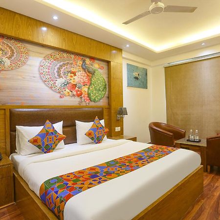 Fabhotel Prime Star 17 - Nr Yashobhoomi Convention Centre Delhi  Ngoại thất bức ảnh