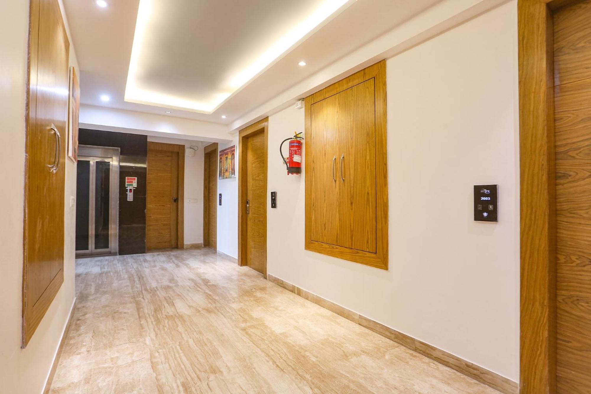 Fabhotel Prime Star 17 - Nr Yashobhoomi Convention Centre Delhi  Ngoại thất bức ảnh